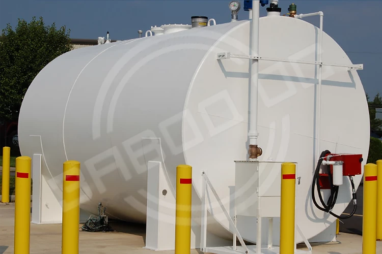 Промышленные ёмкости для нефтепродуктов